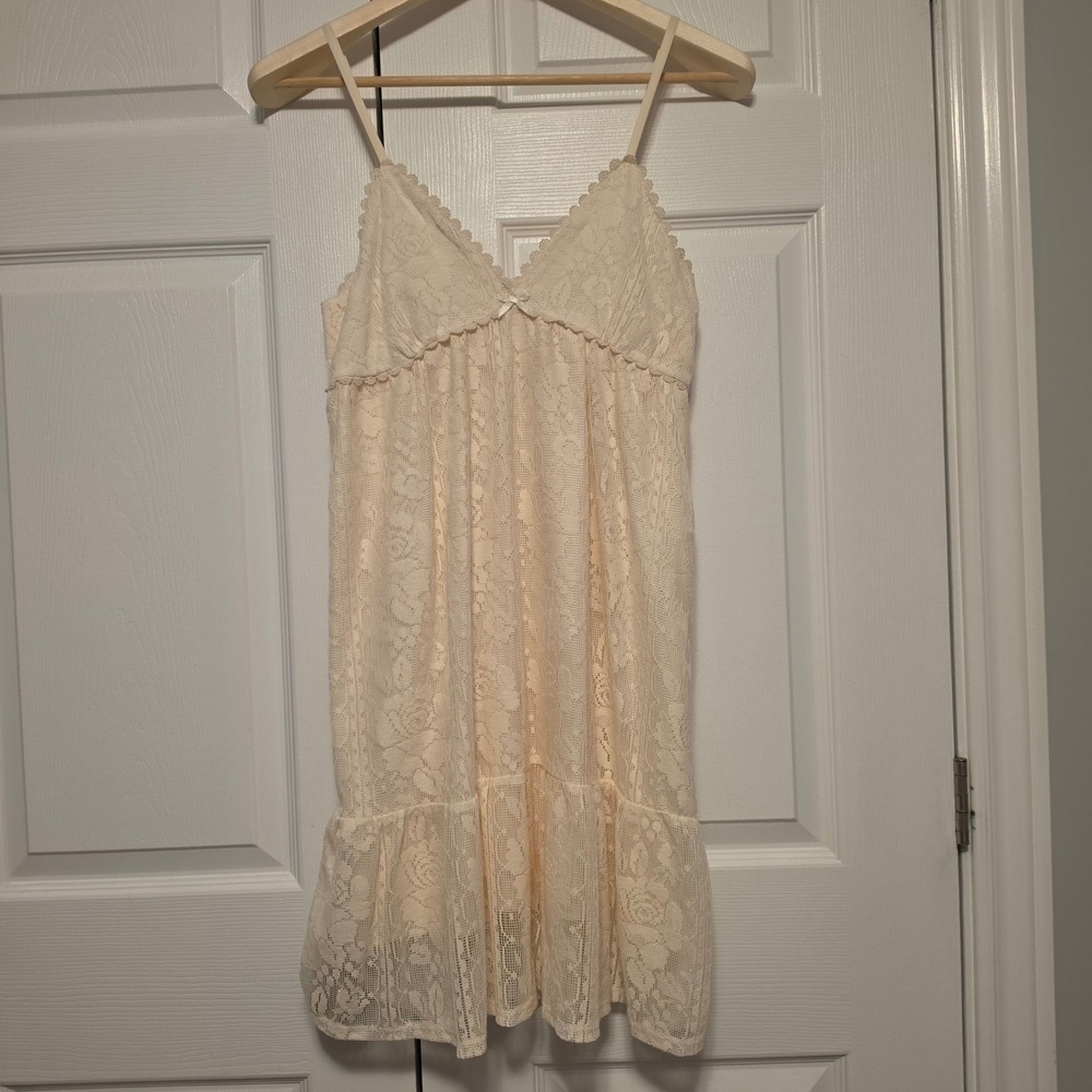 Monteau Los Angeles Floral Lace Ruffle Mini Dress Cream Off White Size Medium